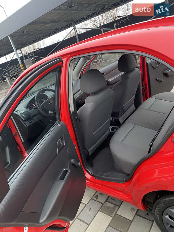 Седан Chevrolet Aveo 2007 в Полтаві