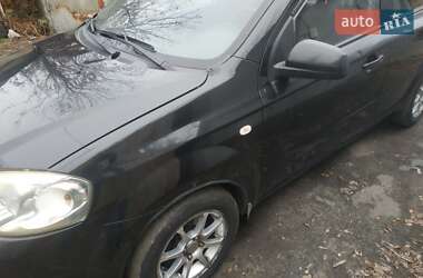 Седан Chevrolet Aveo 2006 в Киеве