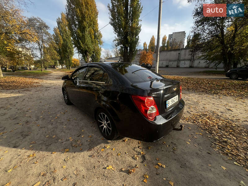 Седан Chevrolet Aveo 2014 в Кременчуге