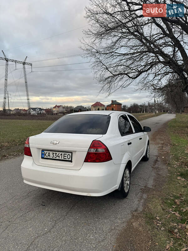 Седан Chevrolet Aveo 2006 в Киеве фото 5 Седан Chevrolet Aveo 2006 в Киеве