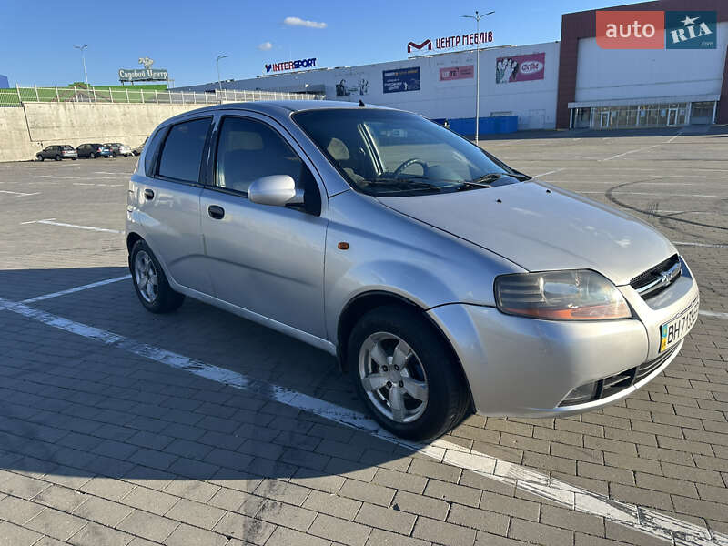 Хэтчбек Chevrolet Aveo 2005 в Одессе фото 3 Хэтчбек Chevrolet Aveo 2005 в Одессе