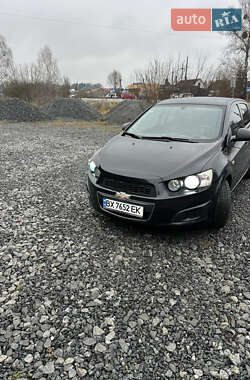 Хэтчбек Chevrolet Aveo 2013 в Шепетовке