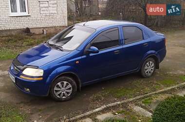 Седан Chevrolet Aveo 2004 в Лугинах