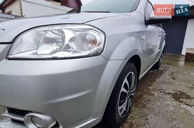 Седан Chevrolet Aveo 2008 в Любашівці