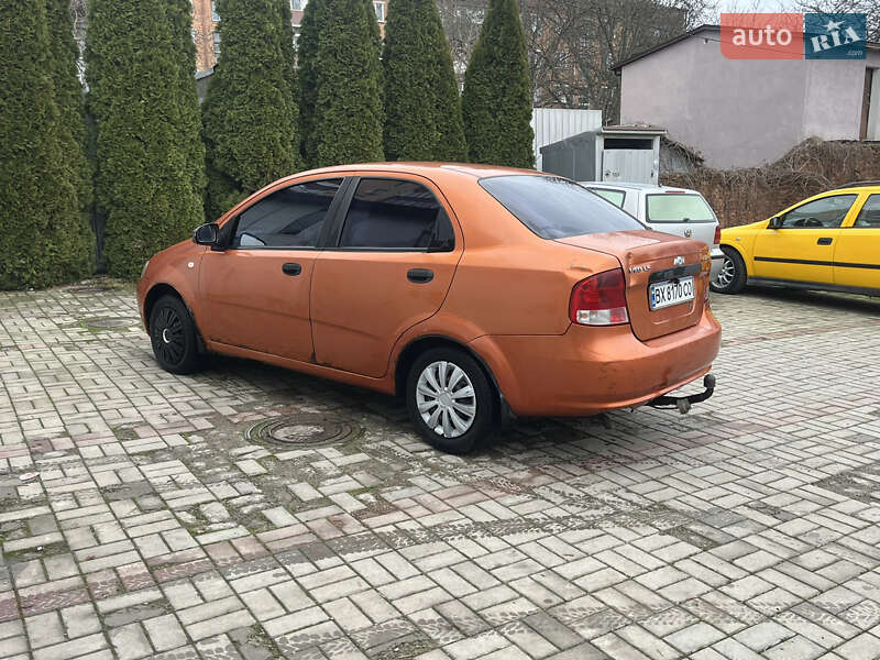 Седан Chevrolet Aveo 2005 в Кам'янець-Подільському