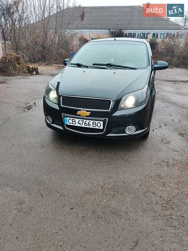 Хэтчбек Chevrolet Aveo 2010 в Козельце