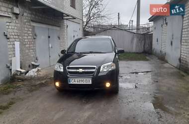 Седан Chevrolet Aveo 2010 в Черкасах