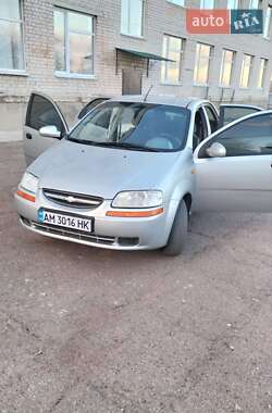 Седан Chevrolet Aveo 2005 в Бердичеве