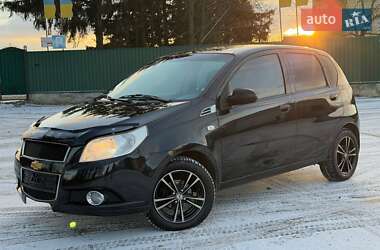 Хэтчбек Chevrolet Aveo 2010 в Ахтырке