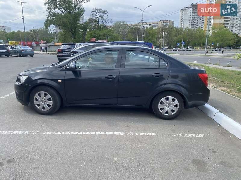 Chevrolet Aveo 2013 Chevrolet Aveo 2013