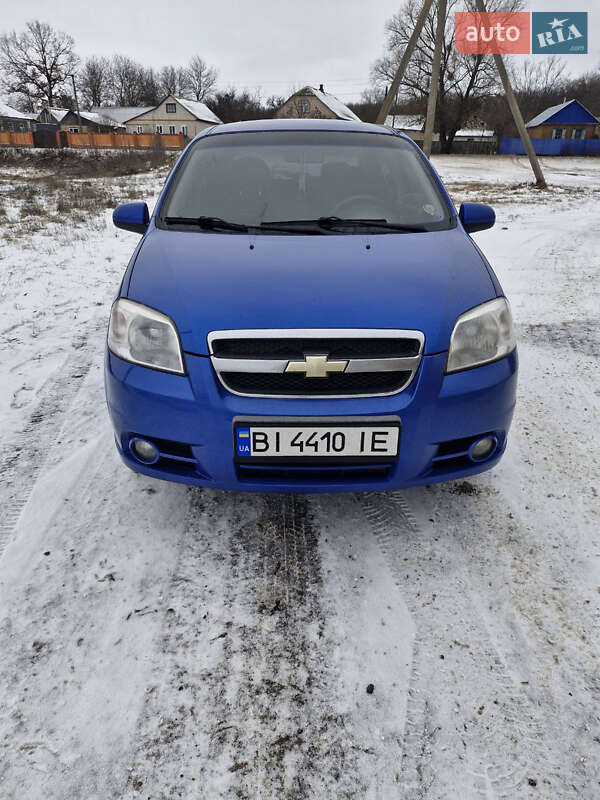 Седан Chevrolet Aveo 2008 в Зіньківі