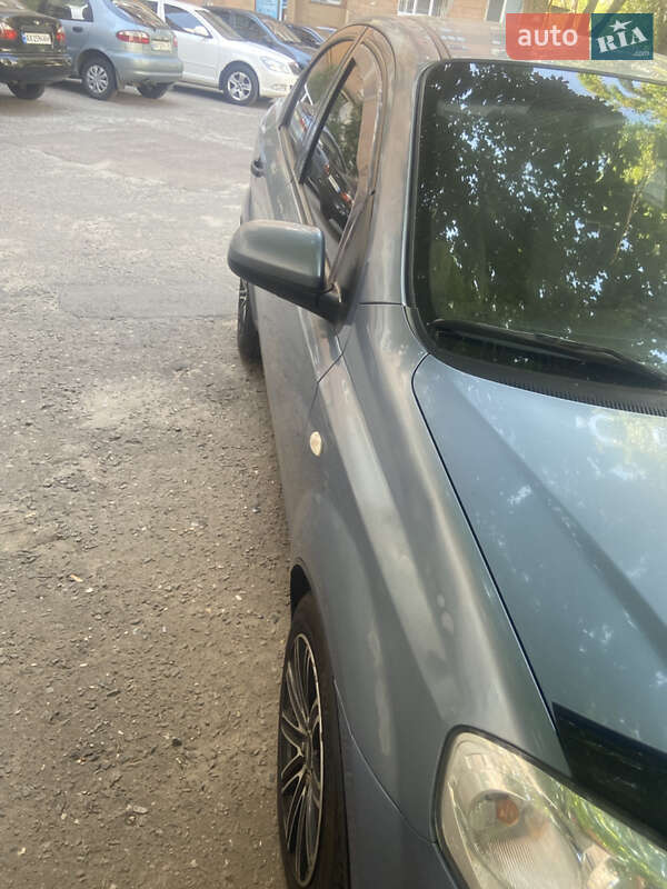 Седан Chevrolet Aveo 2007 в Харькове
