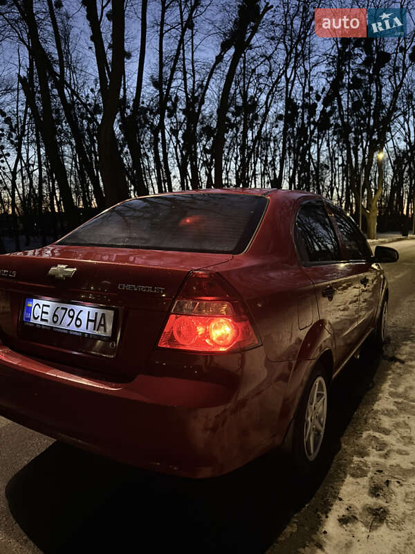 Седан Chevrolet Aveo 2008 в Черновцах