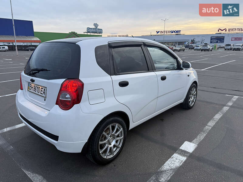 Хэтчбек Chevrolet Aveo 2008 в Одессе фото 6 Хэтчбек Chevrolet Aveo 2008 в Одессе