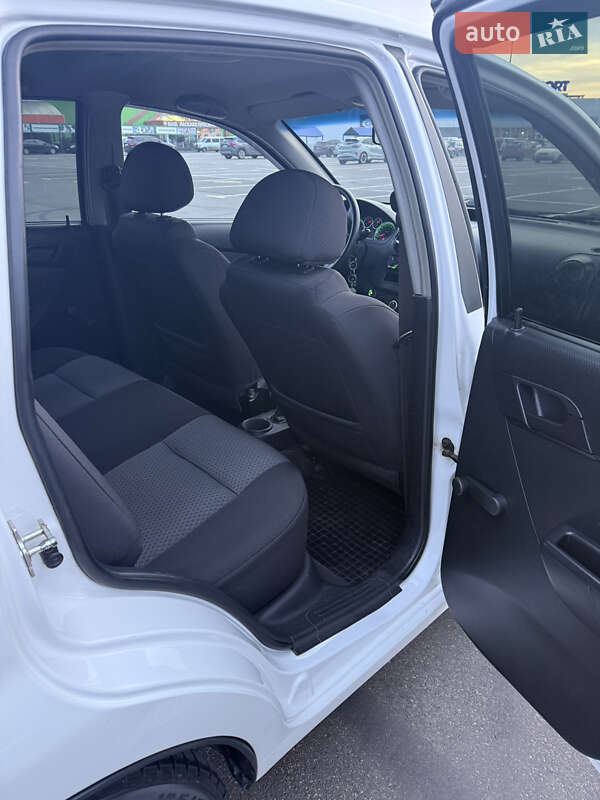 Хэтчбек Chevrolet Aveo 2008 в Одессе фото 20 Хэтчбек Chevrolet Aveo 2008 в Одессе