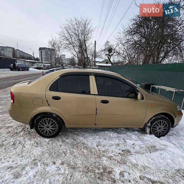 Седан Chevrolet Aveo 2004 в Житомирі