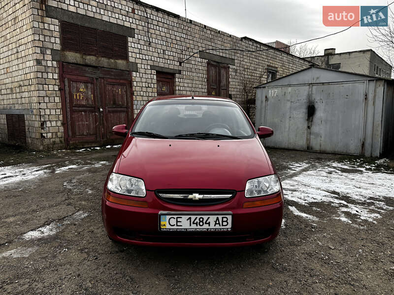 Седан Chevrolet Aveo 2005 в Чернівцях