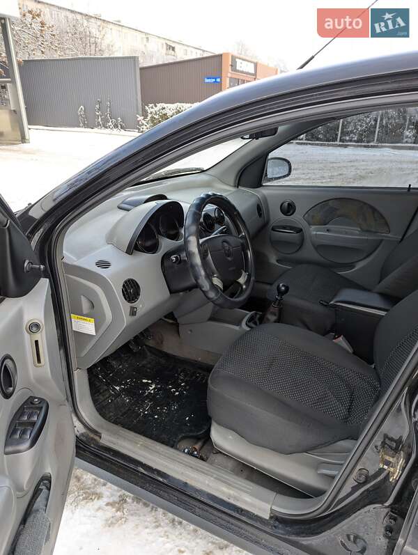 Хэтчбек Chevrolet Aveo 2004 в Кропивницком фото 2 Хэтчбек Chevrolet Aveo 2004 в Кропивницком