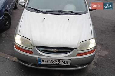 Седан Chevrolet Aveo 2004 в Киеве