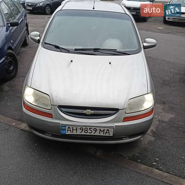 Chevrolet Aveo 2004