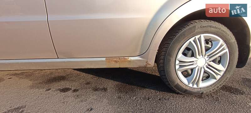 Седан Chevrolet Aveo 2008 в Кременчуці