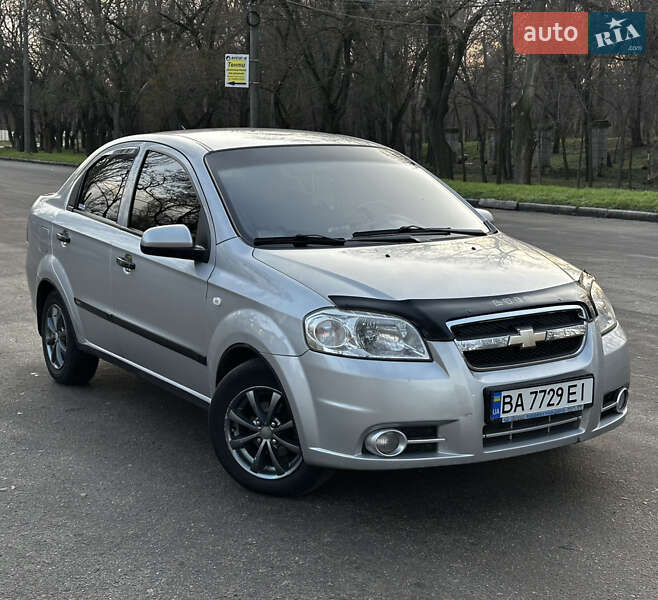 Седан Chevrolet Aveo 2006 в Миколаєві