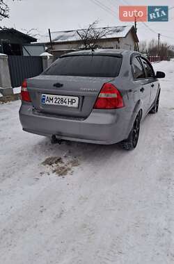 Седан Chevrolet Aveo 2007 в Черняхове