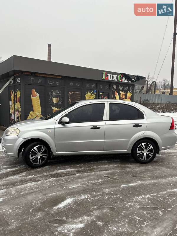 Седан Chevrolet Aveo 2008 в Иршаве