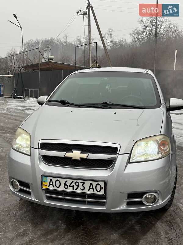 Седан Chevrolet Aveo 2008 в Иршаве