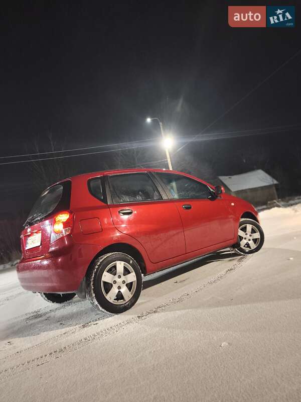 Хэтчбек Chevrolet Aveo 2007 в Коломые фото 4 Хэтчбек Chevrolet Aveo 2007 в Коломые