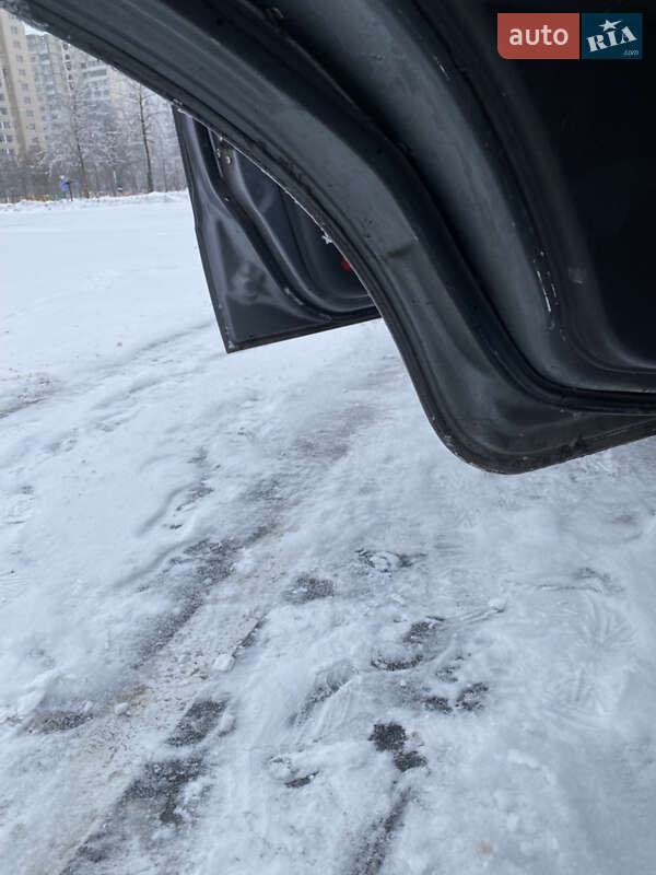 Седан Chevrolet Aveo 2007 в Києві