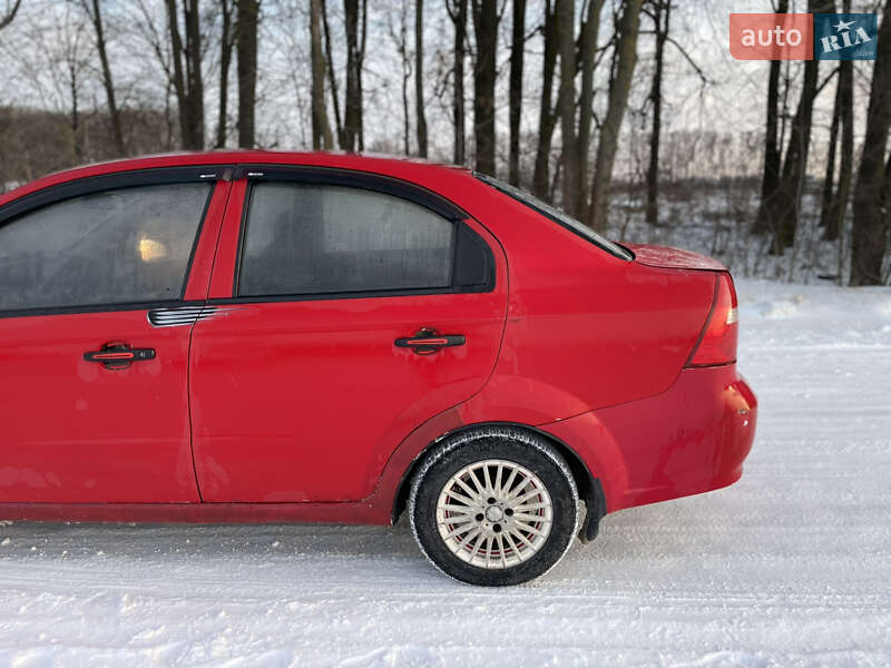Седан Chevrolet Aveo 2008 в Калиновке
