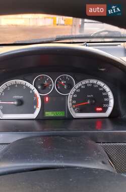 Седан Chevrolet Aveo 2008 в Радивилове