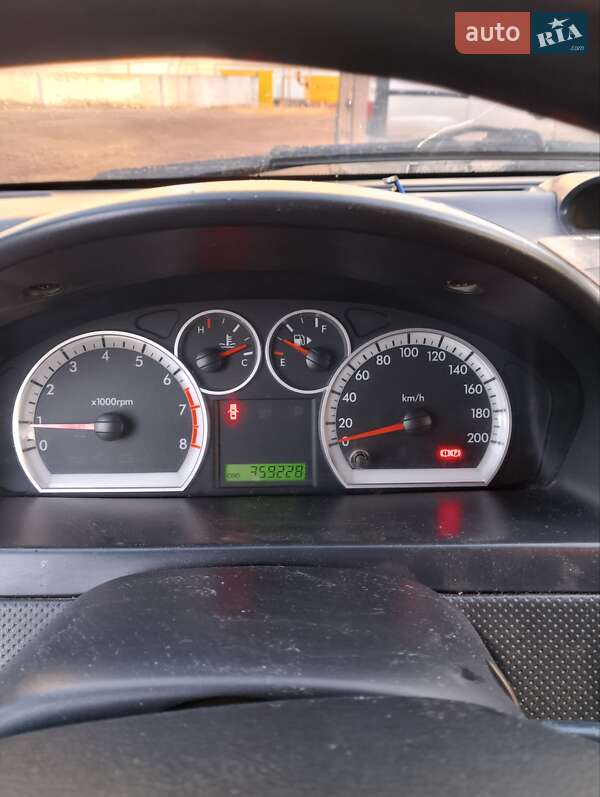 Седан Chevrolet Aveo 2008 в Радивилове