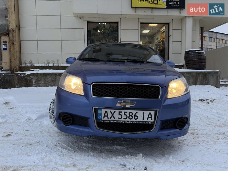Хэтчбек Chevrolet Aveo 2008 в Харькове