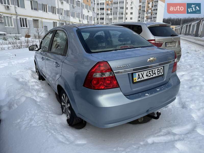 Седан Chevrolet Aveo 2008 в Харькове