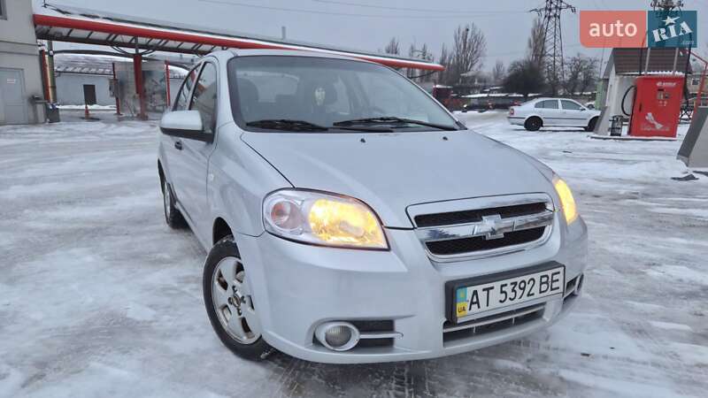 Седан Chevrolet Aveo 2011 в Виннице