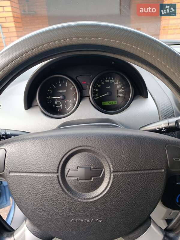 Хэтчбек Chevrolet Aveo 2005 в Запорожье