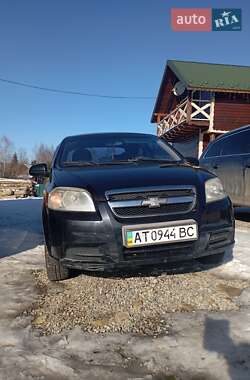 Седан Chevrolet Aveo 2011 в Микуличине