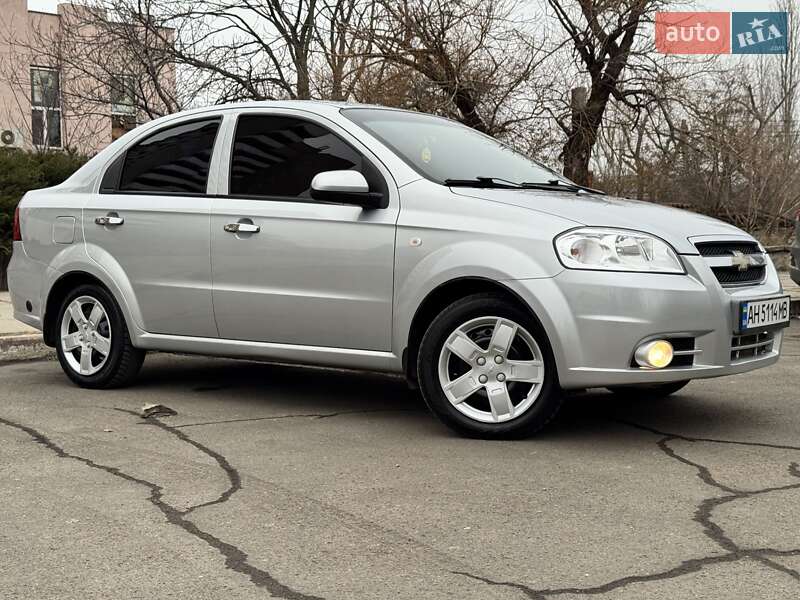 Седан Chevrolet Aveo 2008 в Николаеве