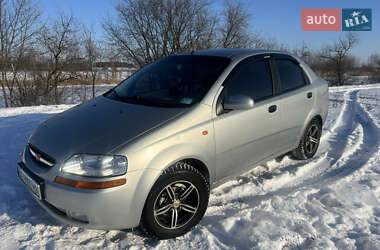 Седан Chevrolet Aveo 2004 в Новомосковську