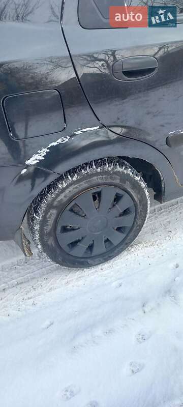 Седан Chevrolet Aveo 2005 в Кропивницком