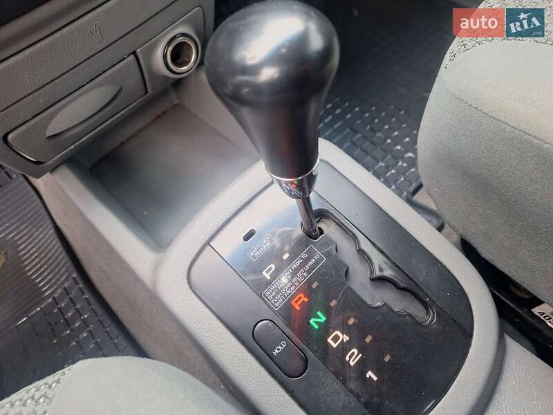 Седан Chevrolet Aveo 2005 в Черновцах