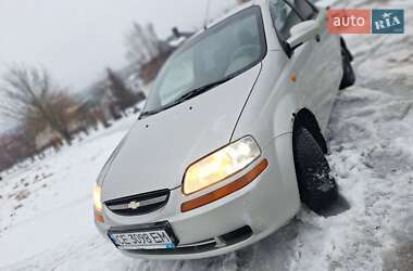 Седан Chevrolet Aveo 2004 в Черновцах