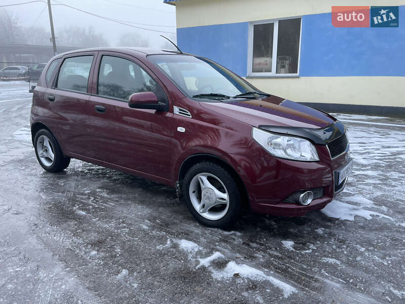 Хэтчбек Chevrolet Aveo 2012 в Желтых Водах фото 3 Хэтчбек Chevrolet Aveo 2012 в Желтых Водах