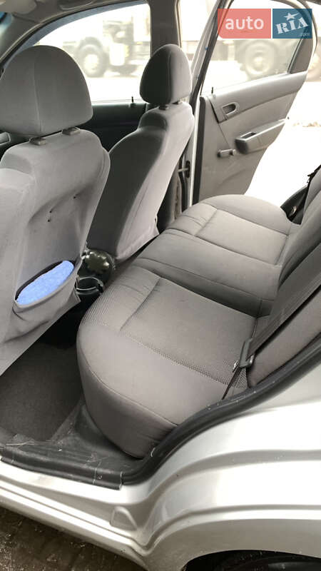 Седан Chevrolet Aveo 2006 в Кропивницькому фото 5 Седан Chevrolet Aveo 2006 в Кропивницькому
