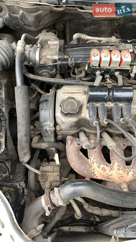 Седан Chevrolet Aveo 2006 в Кропивницькому фото 11 Седан Chevrolet Aveo 2006 в Кропивницькому