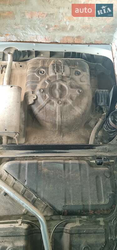 Седан Chevrolet Aveo 2011 в Прилуках