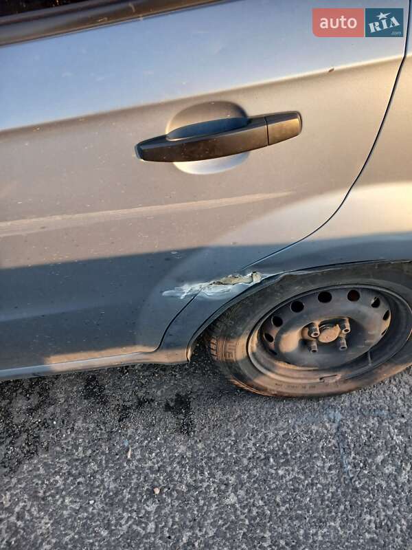 Седан Chevrolet Aveo 2006 в Запорожье