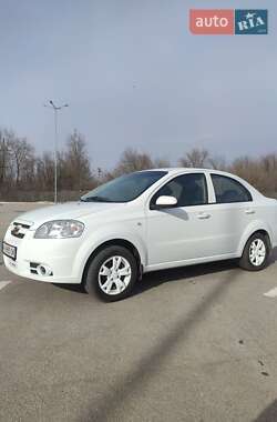 Седан Chevrolet Aveo 2013 в Запорожье
